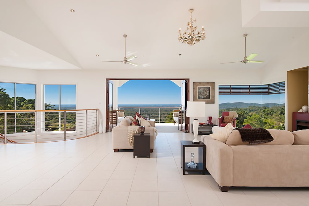 Living area, Alexandria Retreat