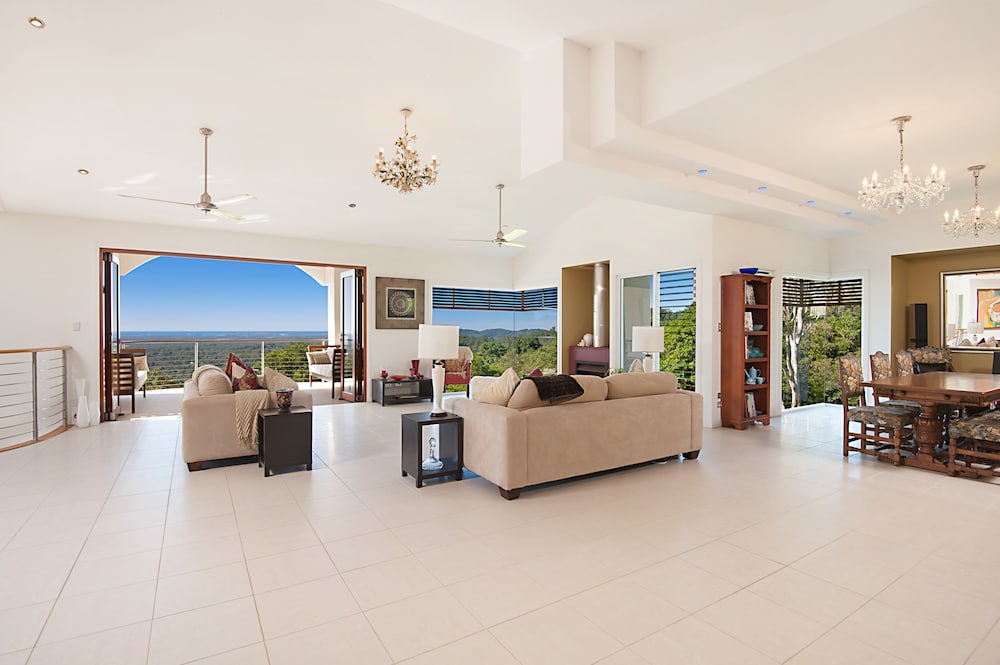 Living area, Alexandria Retreat