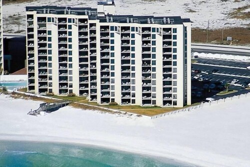 Primary image, Navarre Towers by Saltwater Vacations