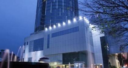 Pearl Hotel Star Lake