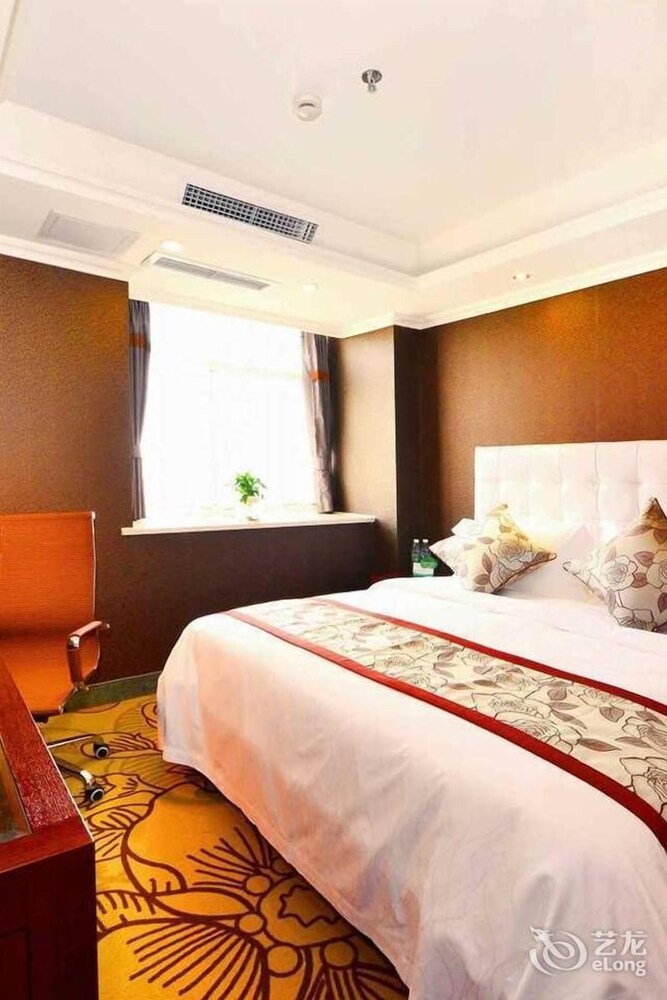 Yijia Hotel Wenjiang Nanpu Road In Chengdu Hotel Rates - 