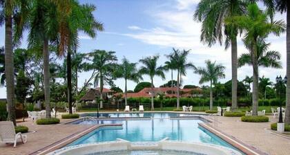 Hotel Campestre Los Chiguiros