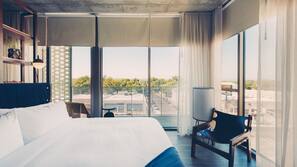 Egyptian cotton sheets, premium bedding, down comforters, pillowtop beds