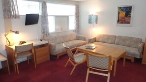 Family Room | Living area | TV