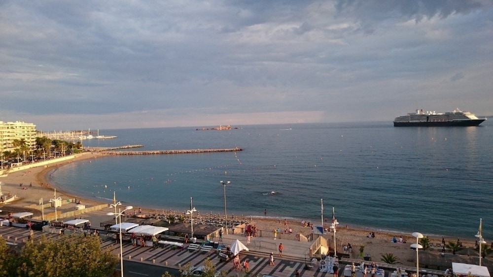Hotel Beau Sejour Saint Raphael Hotel Beau Sejour Saint Raphael