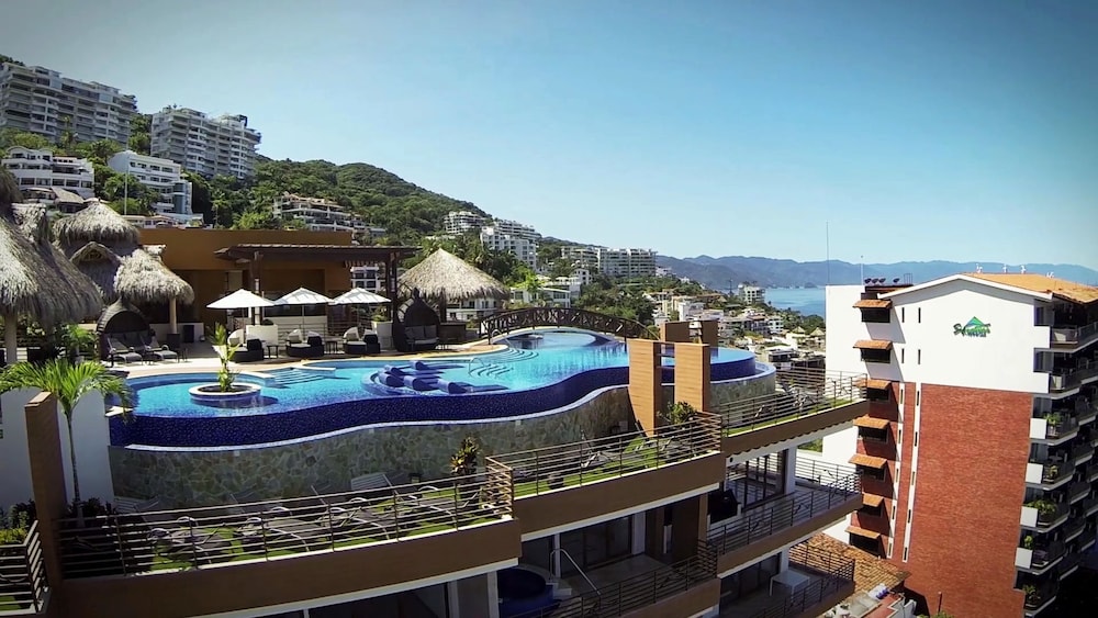 Book Resorts by Pinnacle 220 Puerto Vallarta Hotel Deals