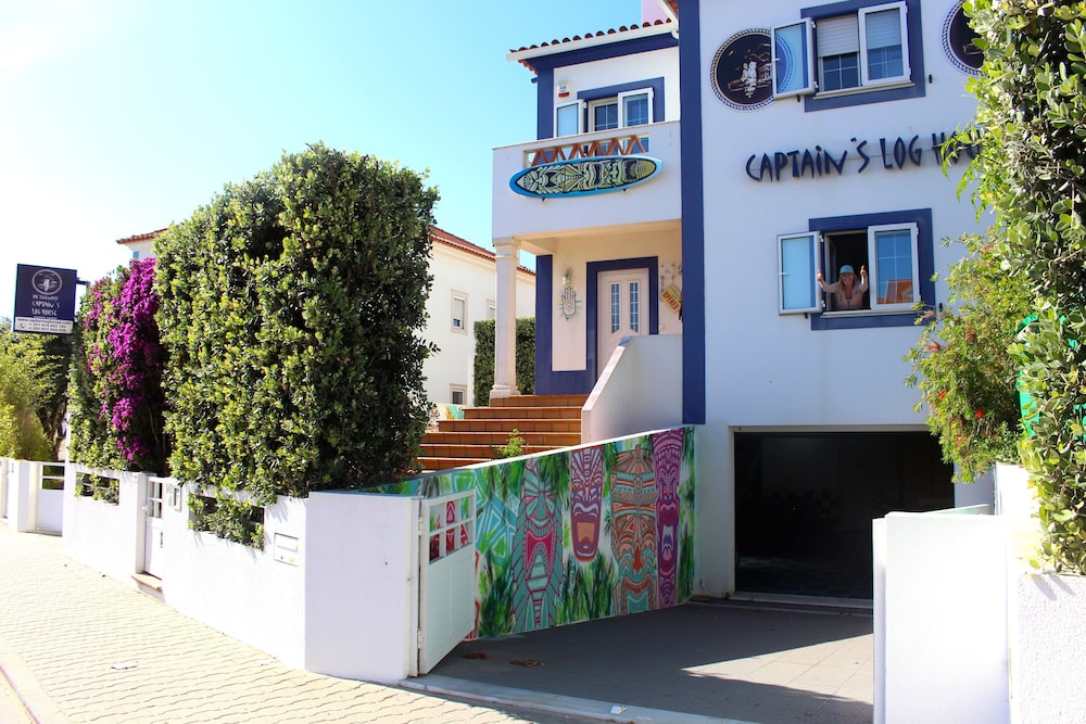 Captains Log House in Baleal, Portugal