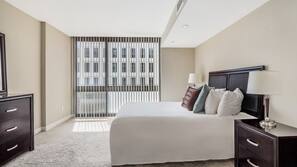 1 quarto, roupas de cama premium, escrivaninha
