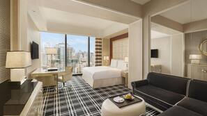 Premium bedding, minibar, in-room safe, desk