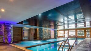 Piscine couverte