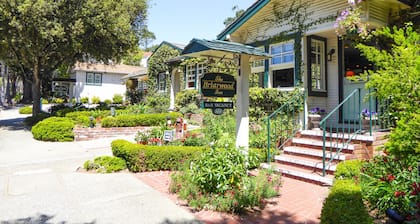 Briarwood Inn