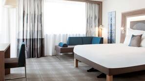 Literie de qualité supérieure, coffre-forts dans les chambres, bureau