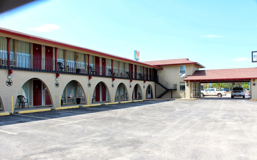 Executive Inn and Suites in Victoria, United States