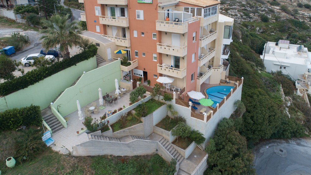 Eliza Apartments In Rethymnon Hotel Rates Reviews On Orbitz Eliza Apartments