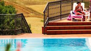 Piscina all'aperto