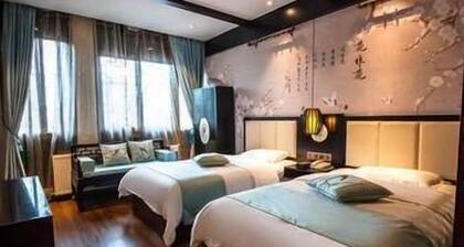 Lingxiu Impression Hotel