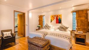 4 bedrooms, in-room safe, desk, cots/infant beds