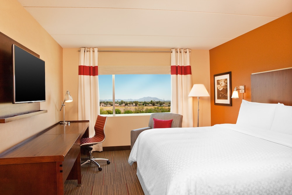 Four Points By Sheraton At Phoenix Mesa Gateway Airport in Phoenix