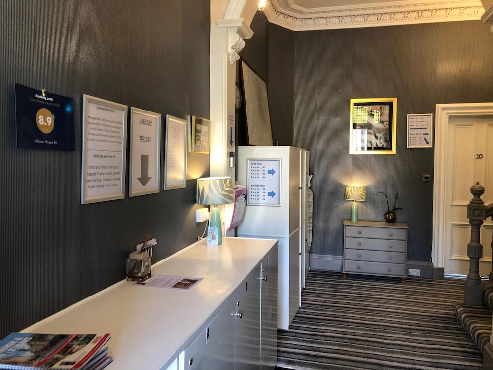 Allison House 16 Guesthouse