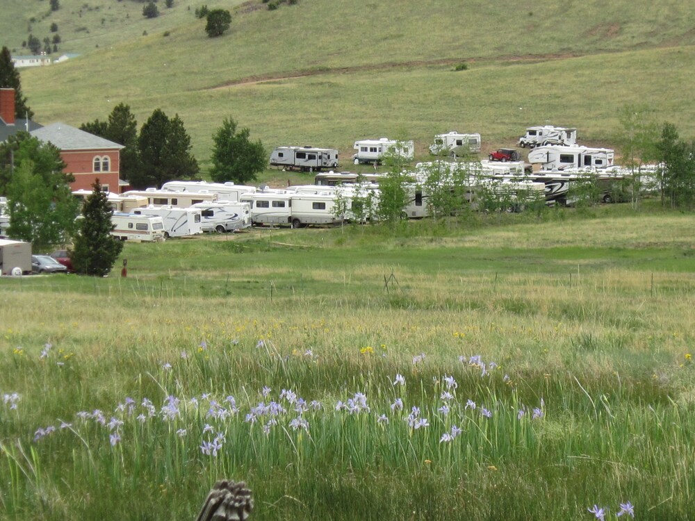 Cripple Creek Hospitality House & Travel Park