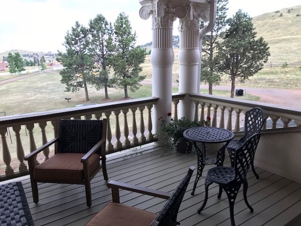 Cripple Creek Hospitality House & Travel Park