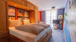 In-room safe, desk, blackout drapes, free WiFi