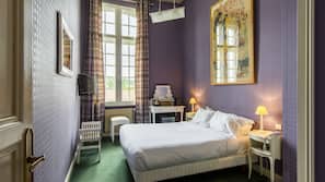 In-room safe, iron/ironing board, free WiFi