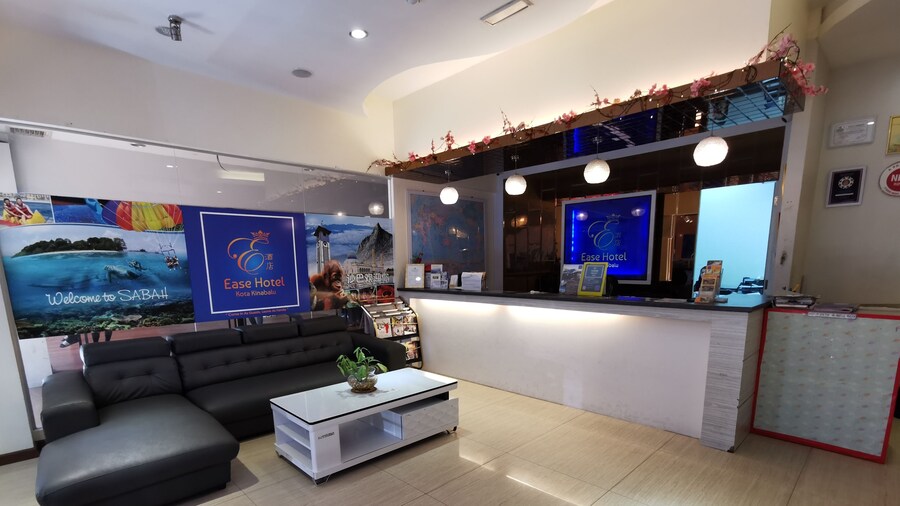 Ease Hotel