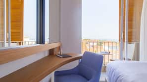 Hochwertige Bettwaren, Minibar, Zimmersafe, kostenloses WLAN