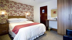 Iron/ironing board, free WiFi