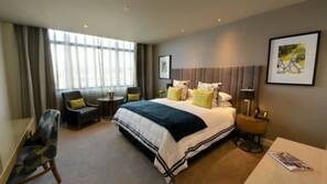 Minibar, in-room safe, iron/ironing board, free cots/infant beds