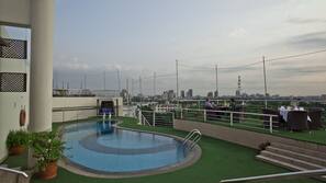 Outdoor pool, pool loungers