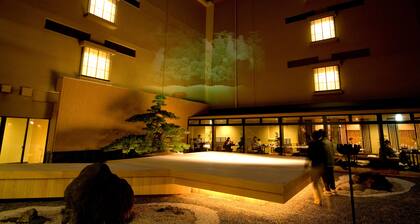 HAKONE Setsugetsuka