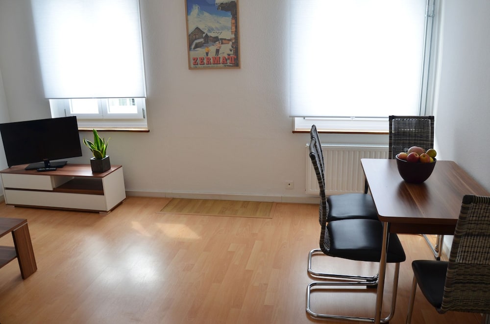 angenehme visum home office person booking bathroom shower featured image guestroom rentahome eptingerstrasse 2018 room prices deals reviews angenehme visum home office person booking bathroom shower featured image guestroom rentahome eptingerstrasse 2018 room prices deals reviews