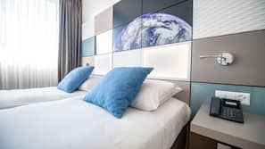In-room safe, desk, soundproofing, iron/ironing board