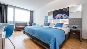 In-room safe, desk, soundproofing, iron/ironing board