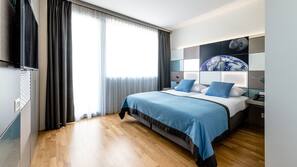 In-room safe, desk, soundproofing, iron/ironing board