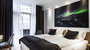 In-room safe, free WiFi, wheelchair access