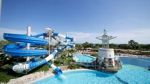 Toboggan aquatique