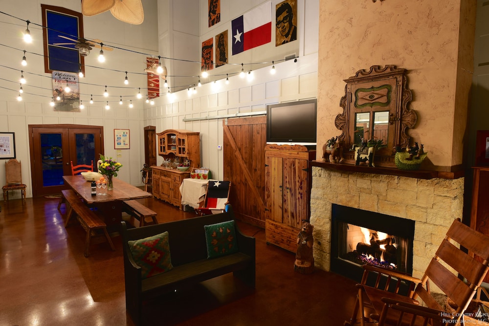 Lazy T Bed and Breakfast in Fredericksburg, United States
