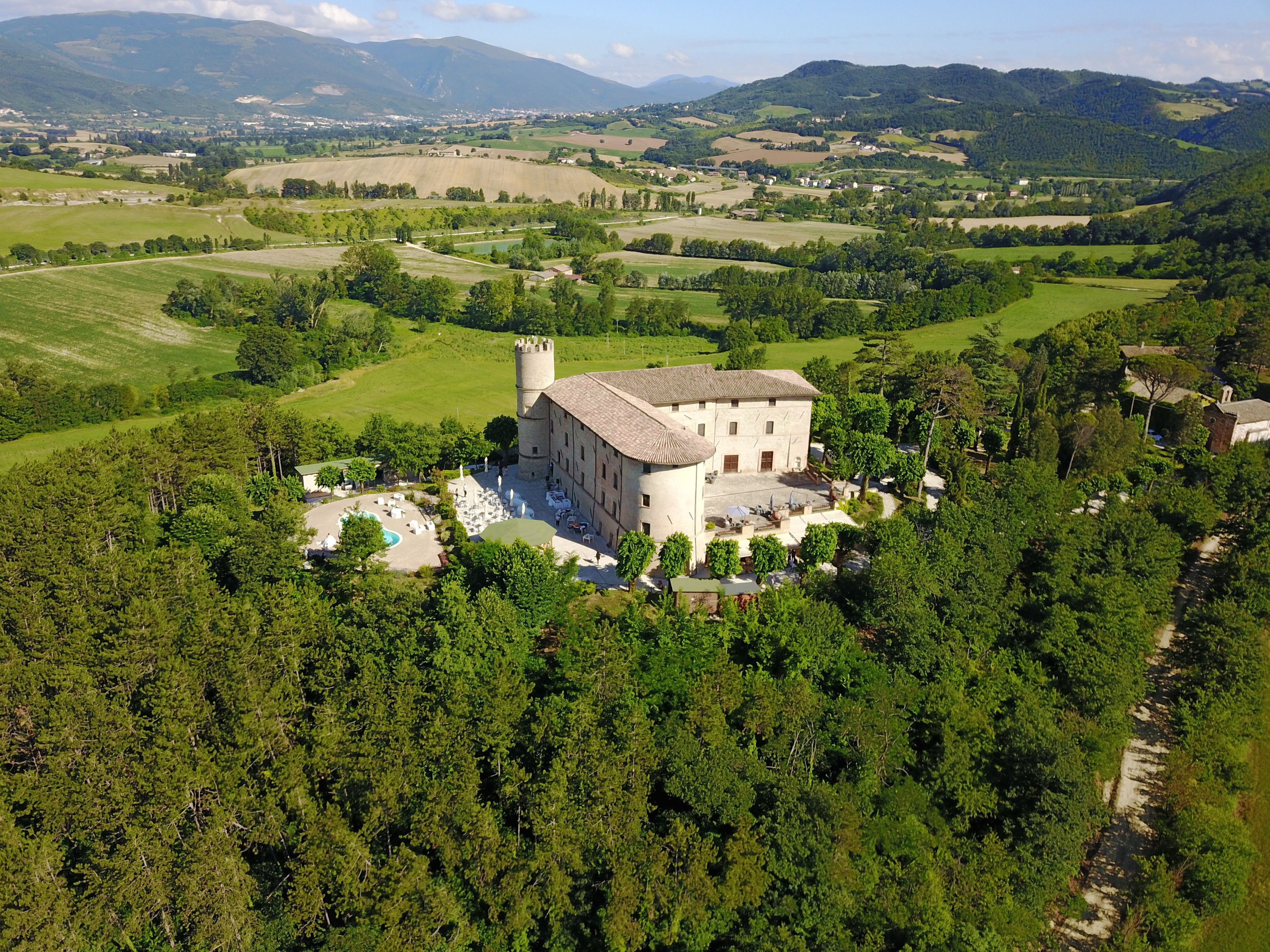 Castello di Baccaresca in Branca, Italy