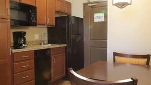 Fridge, microwave, dishwasher, coffee/tea maker
