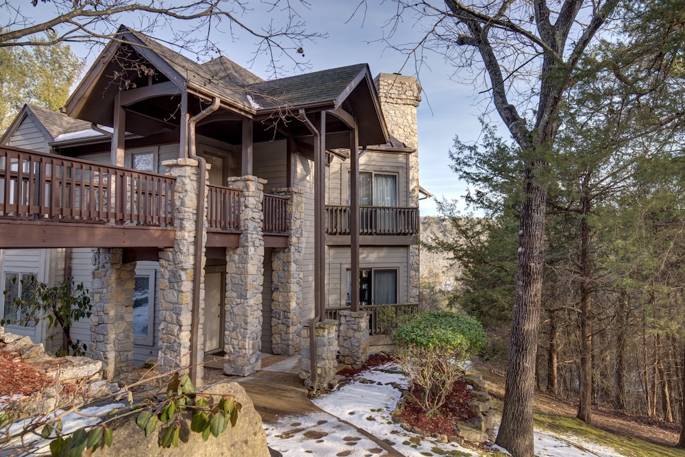 Stonebridge Coa Branson Mo