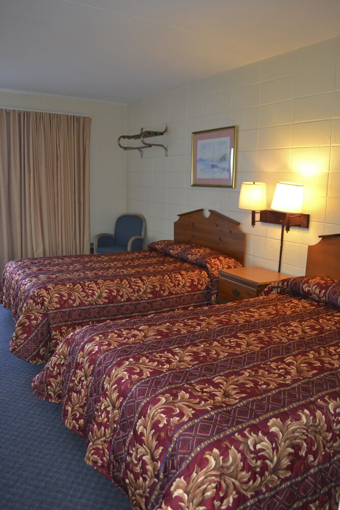 Sea Gypsy Inn Oceanfront 2018 Room Prices Deals Reviews Expedia Exterior Featured Image Guestroom