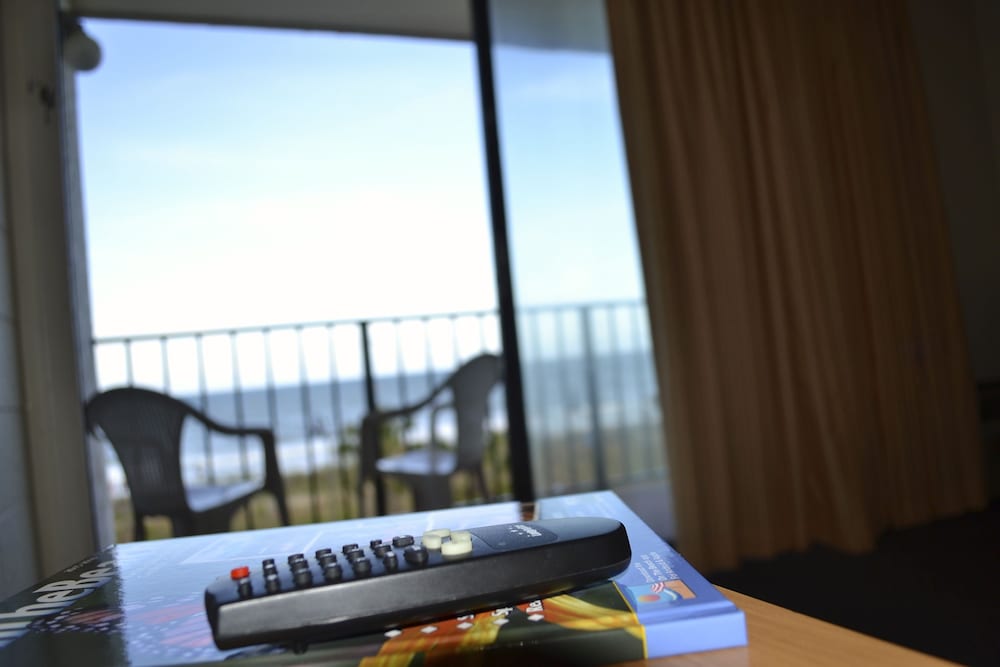 Sea Gypsy Inn Oceanfront, Myrtle Beach Room Prices & Reviews Travelocity