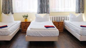 Free WiFi, linens