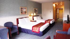 Desk, laptop workspace, iron/ironing board, free WiFi
