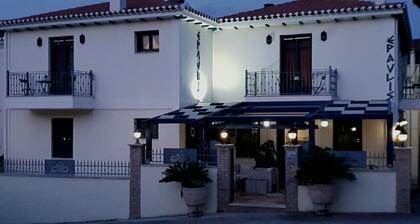 Epavlis Boutique Suites