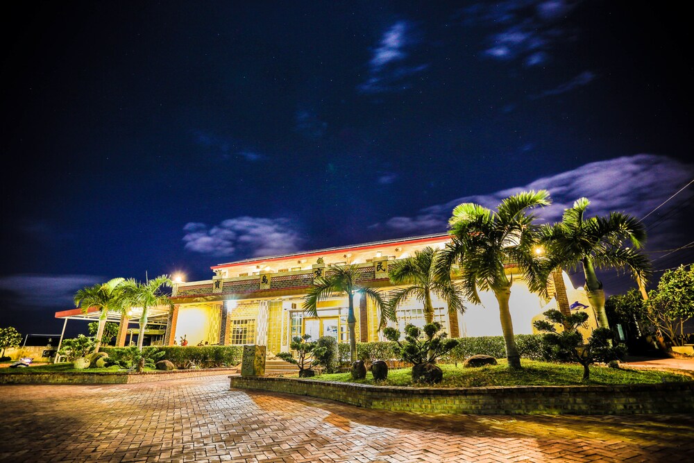 Family Pottery Bb In Hengchun Hotel Rates Reviews On Orbitz -
