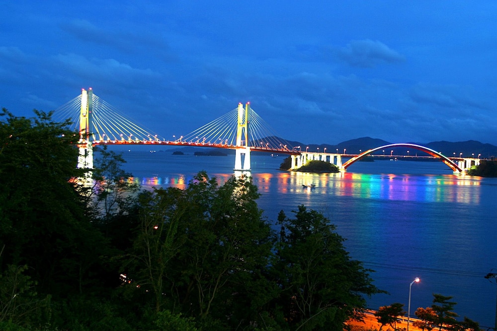 Samcheonpo Seaworld Hotel in Sacheon, South Korea